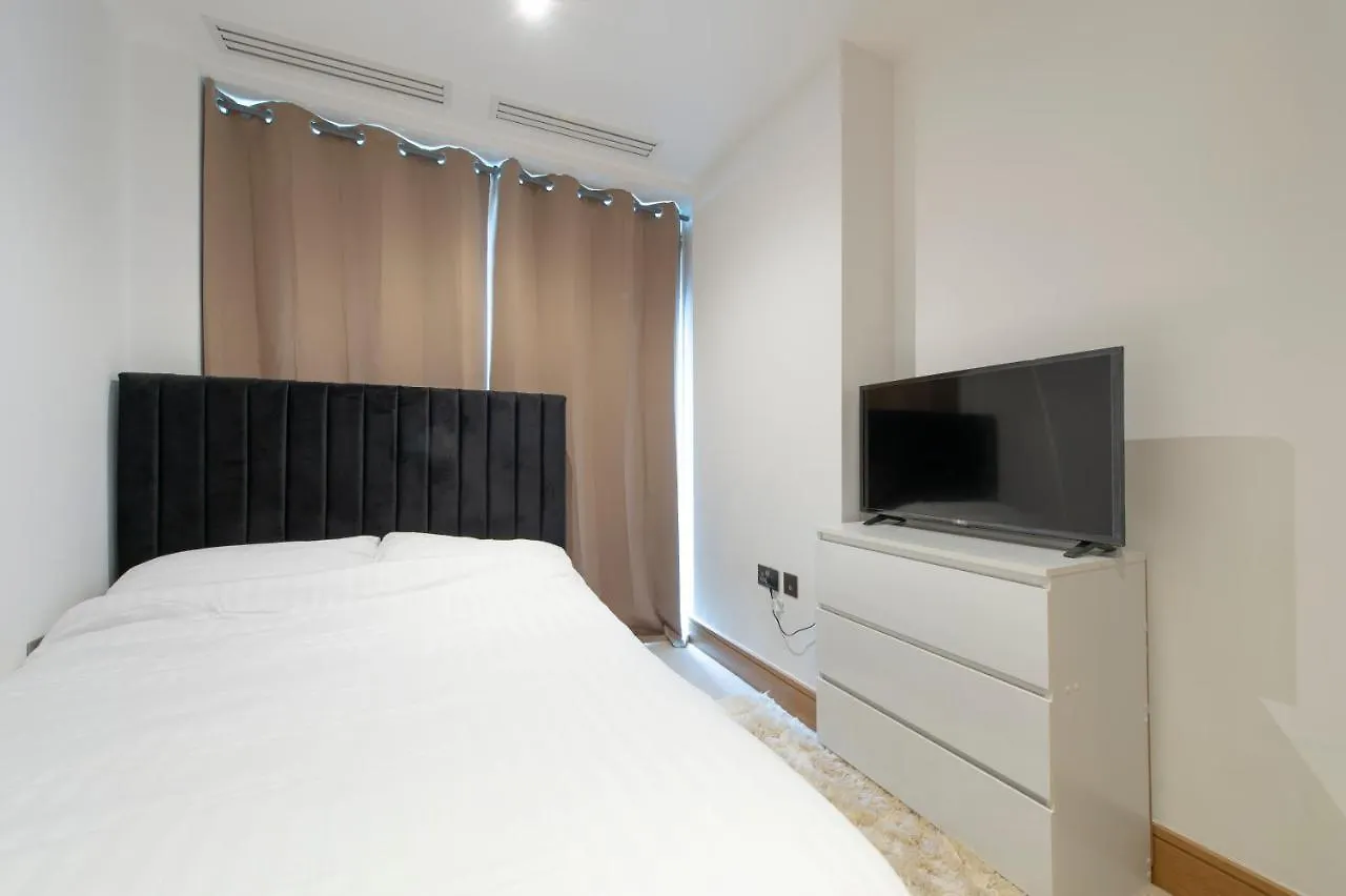 Canary Luxe Apartment London Storbritannien